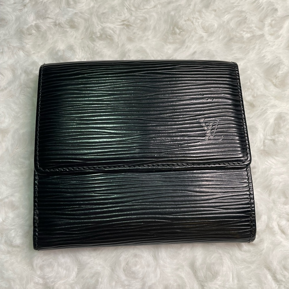 Louis Vuitton Black Epi Elise Trifold Wallet 🖤